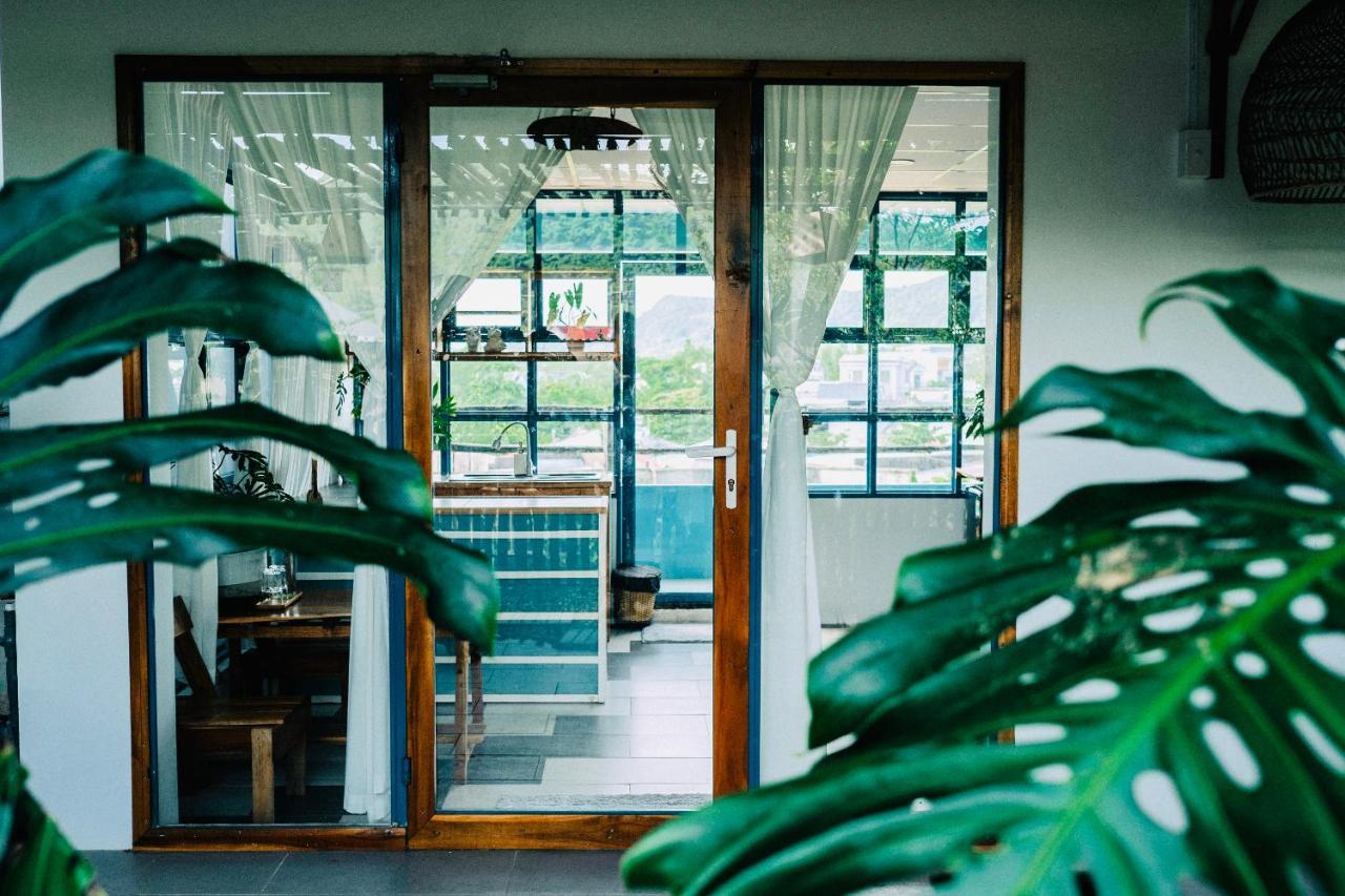 Готель Tinh House Фукуок Екстер'єр фото